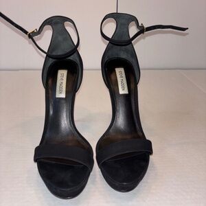 Steve Madden Starlet stilettos size 10M black 6 inch heel